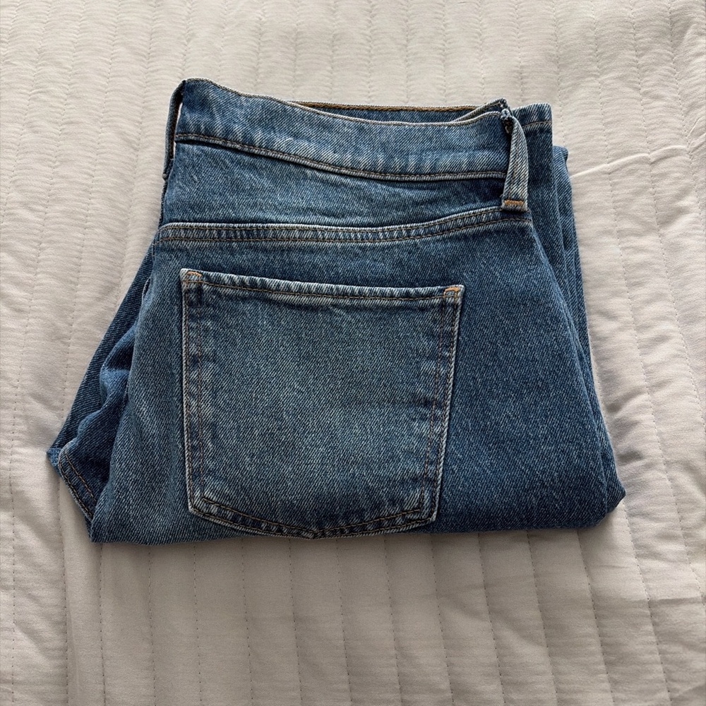 Banana Republic Women’s Straight Blue Jeans